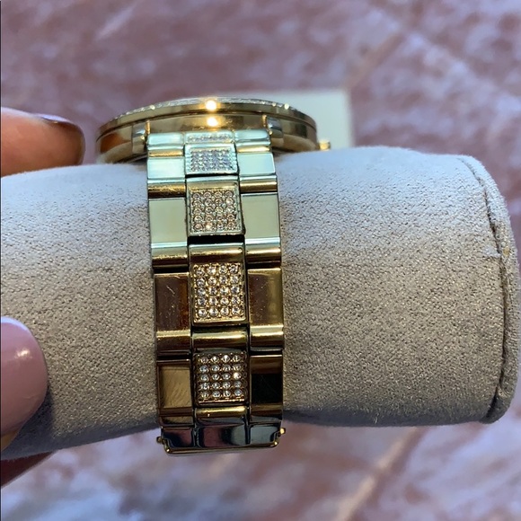 Michael Kors Gold “Bling” Watch Timepiece - Picture 5 of 8